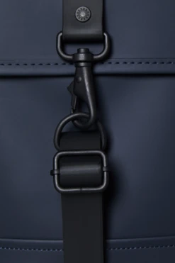 Mochila Rains Rucksack Azul Marino (Navy) -Almacenamiento De Viaje 27376