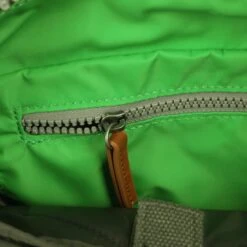 Mochila Roka London Canfield B Pequeña Sostenible Nylon Verde (Kelly Green) -Almacenamiento De Viaje 27855