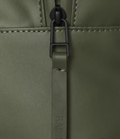 Mochila Rains Base Bag Verde (Evergreen) -Almacenamiento De Viaje 29697
