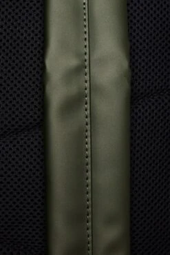 Mochila Rains Trail Mini Verde (Evergreen) 9 Mochila Rains Trail Mini Verde (Evergreen) -Almacenamiento De Viaje 30354