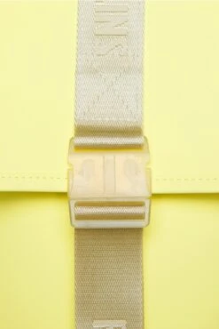 Mochila Rains Trail Mini Amarillo (Straw) 9 Mochila Rains Trail Mini Amarillo (Straw) -Almacenamiento De Viaje 30364