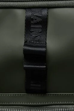 Mochila Rains Trail Cargo Verde (Green) 9 Mochila Rains Trail Cargo Verde (Green) -Almacenamiento De Viaje 30457