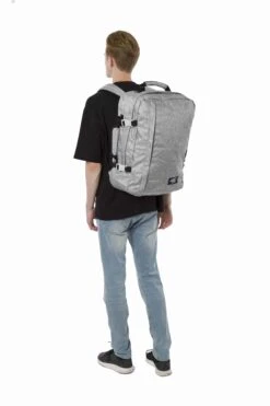 Mochila De Viaje Cabin Zero Classic 44 L. Gris (Ice Grey) -Almacenamiento De Viaje 30812