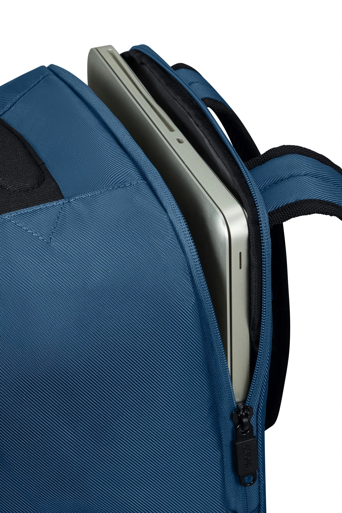 American Tourister Mochila De Viaje Debajo Del Asiento A.T. Urban Track Azul M (Combat Navy) 7 American Tourister Mochila De Viaje Debajo Del Asiento A.T. Urban Track Azul M (Combat Navy) - Imagen 5