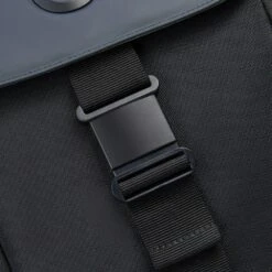 Mochila Delsey Securflap15" Negro -Almacenamiento De Viaje 9268